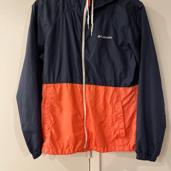 Columbia Jackets & Blazers - Columbia Dark Blue and Coral windbreaker Woman’s size S used